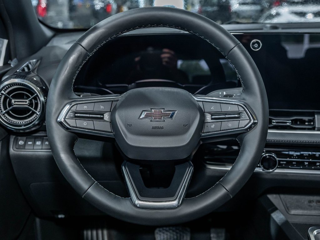 Chevrolet Equinox  2027 à St-Jérôme, Québec - 12 - w1024h768px