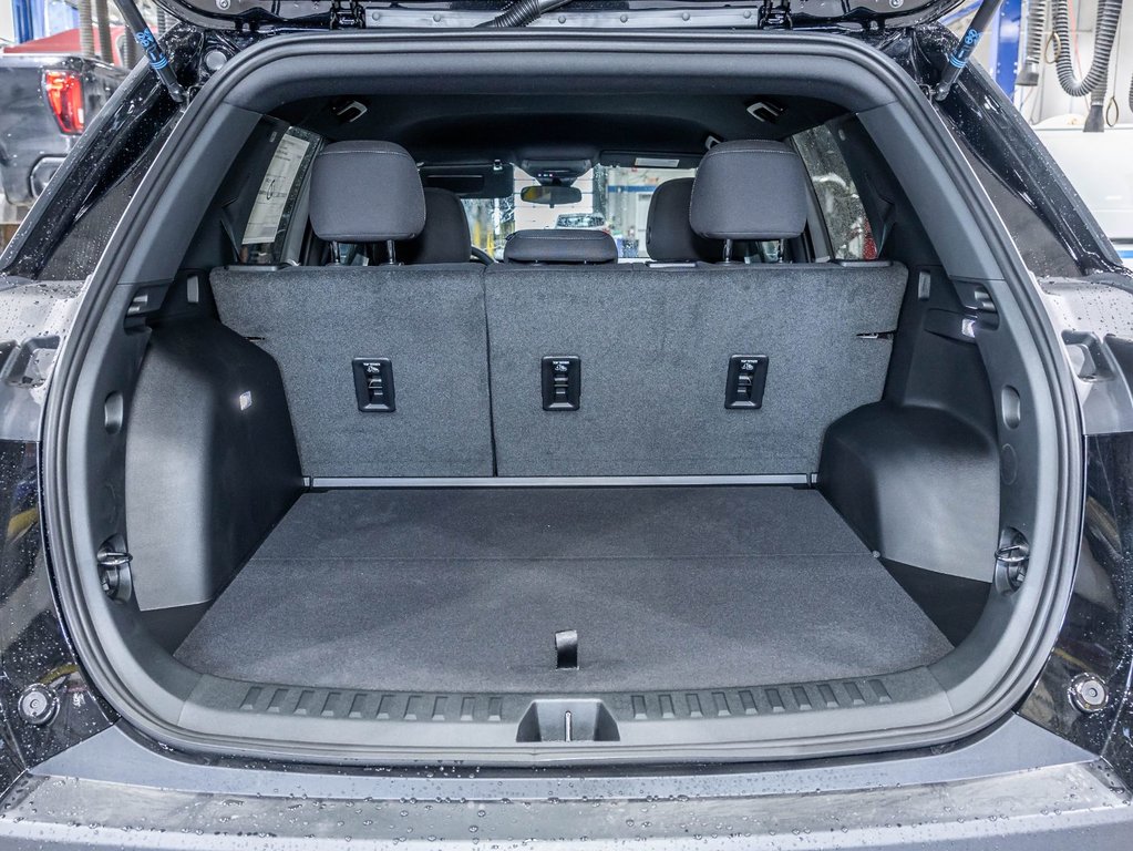 Chevrolet Equinox  2027 à St-Jérôme, Québec - 27 - w1024h768px