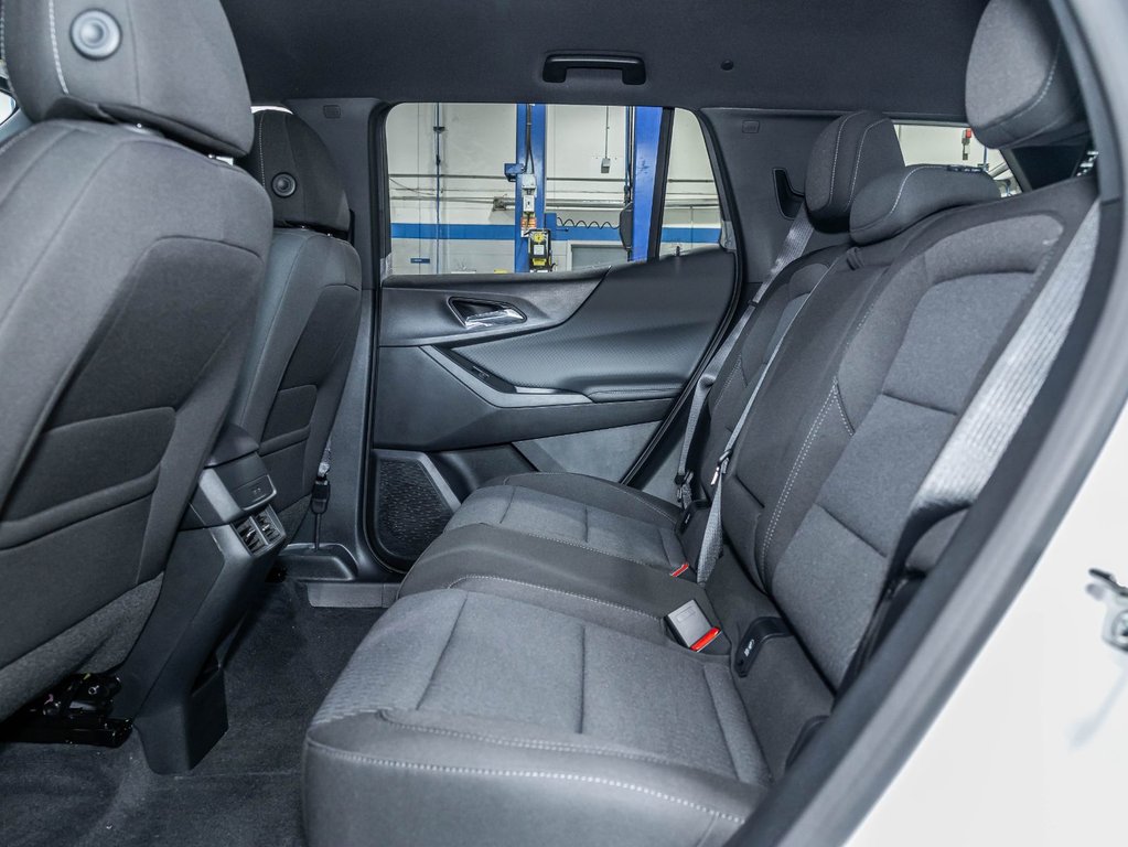 2027 Chevrolet Equinox in St-Jérôme, Quebec - 26 - w1024h768px