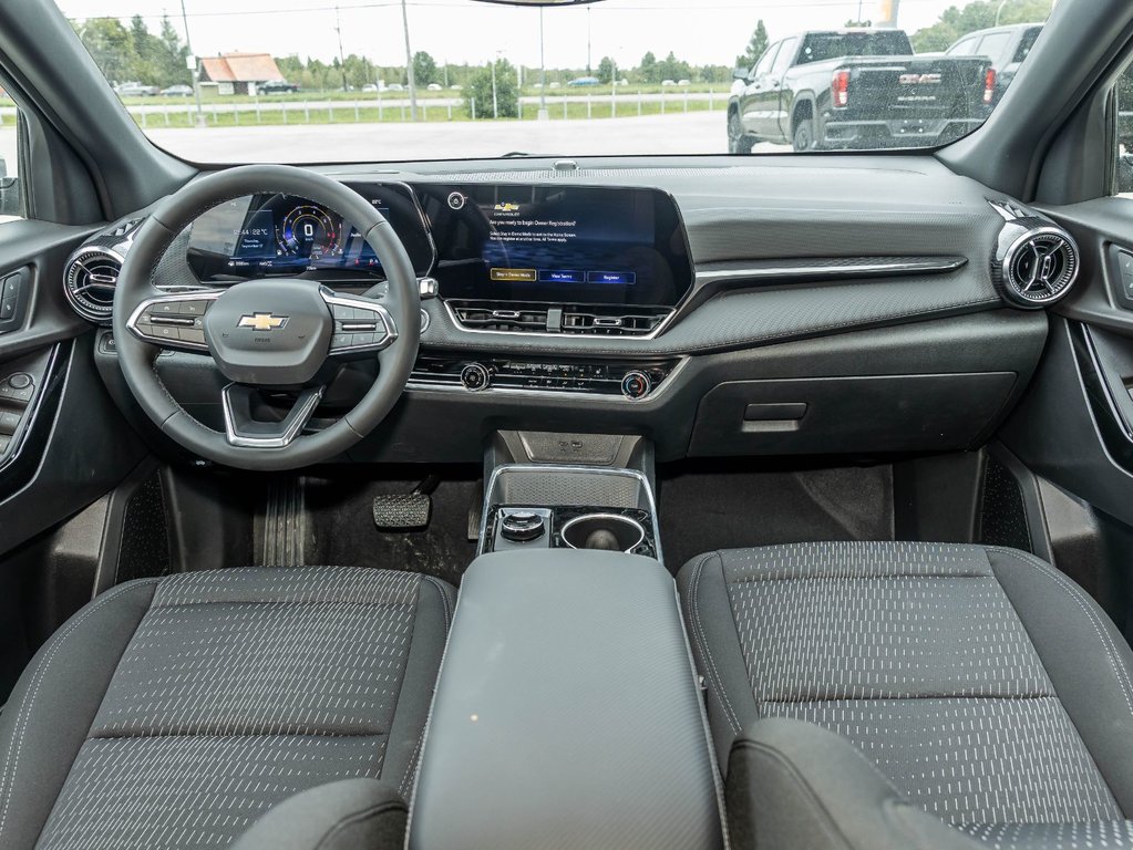 2027 Chevrolet Equinox in St-Jérôme, Quebec - 4 - w1024h768px