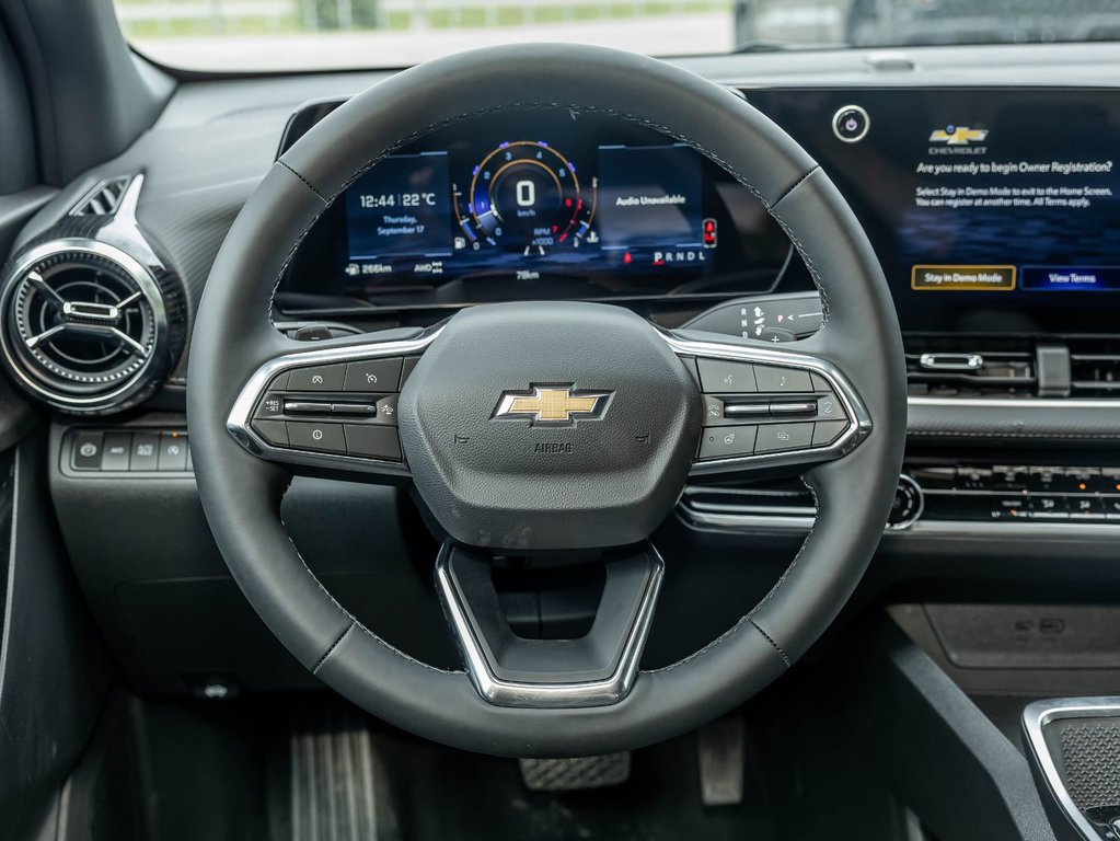 2027 Chevrolet Equinox in St-Jérôme, Quebec - 12 - w1024h768px