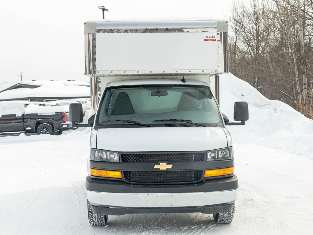 Chevrolet Express Commercial Cutaway  2025 à St-Jérôme, Québec - 4 - w1024h768px
