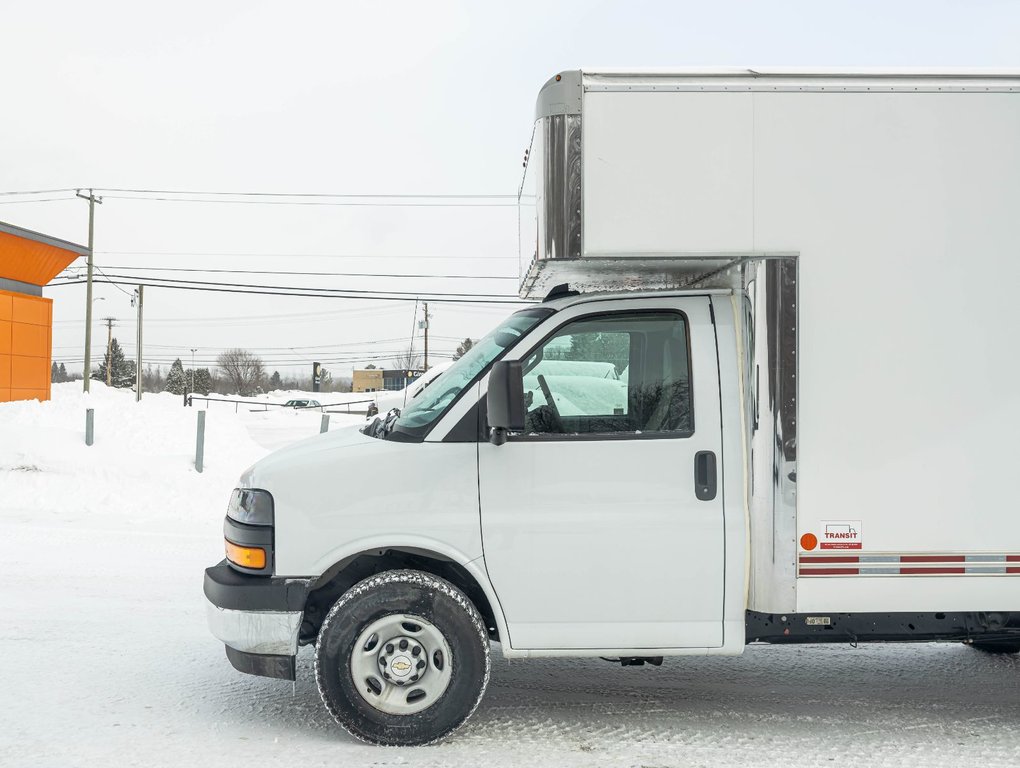 Chevrolet Express Commercial Cutaway  2025 à St-Jérôme, Québec - 21 - w1024h768px