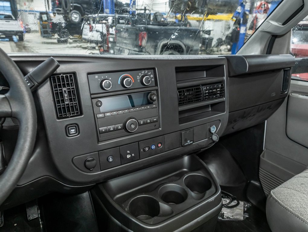 Chevrolet Express Cutaway 4500  2026 à St-Jérôme, Québec - 17 - w1024h768px
