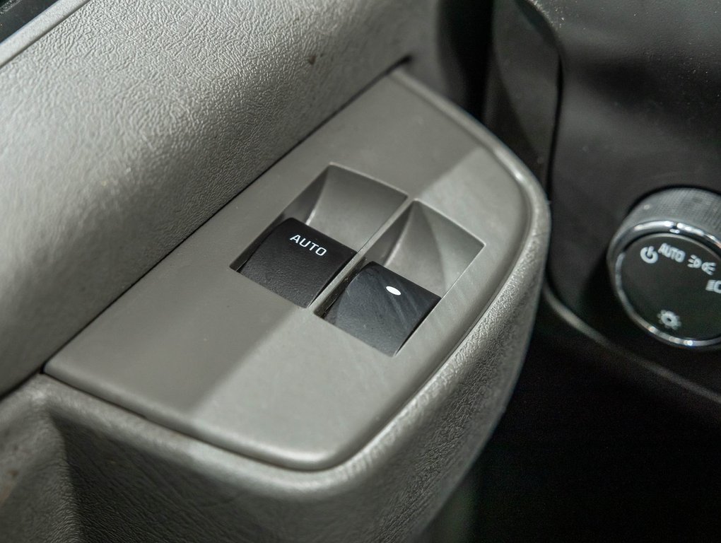 Chevrolet Express Cutaway 4500  2026 à St-Jérôme, Québec - 19 - w1024h768px