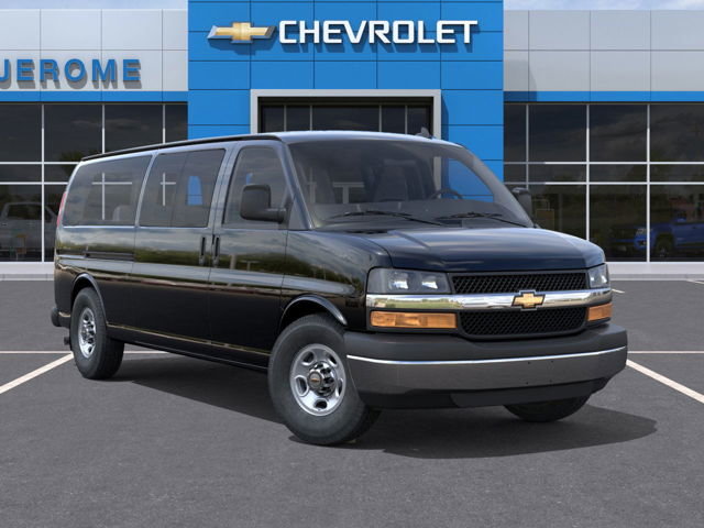 2025 Chevrolet Express Passenger 3500 in St-Jérôme, Quebec - 7 - w1024h768px