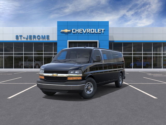 2025 Chevrolet Express Passenger 3500 in St-Jérôme, Quebec - 8 - w1024h768px
