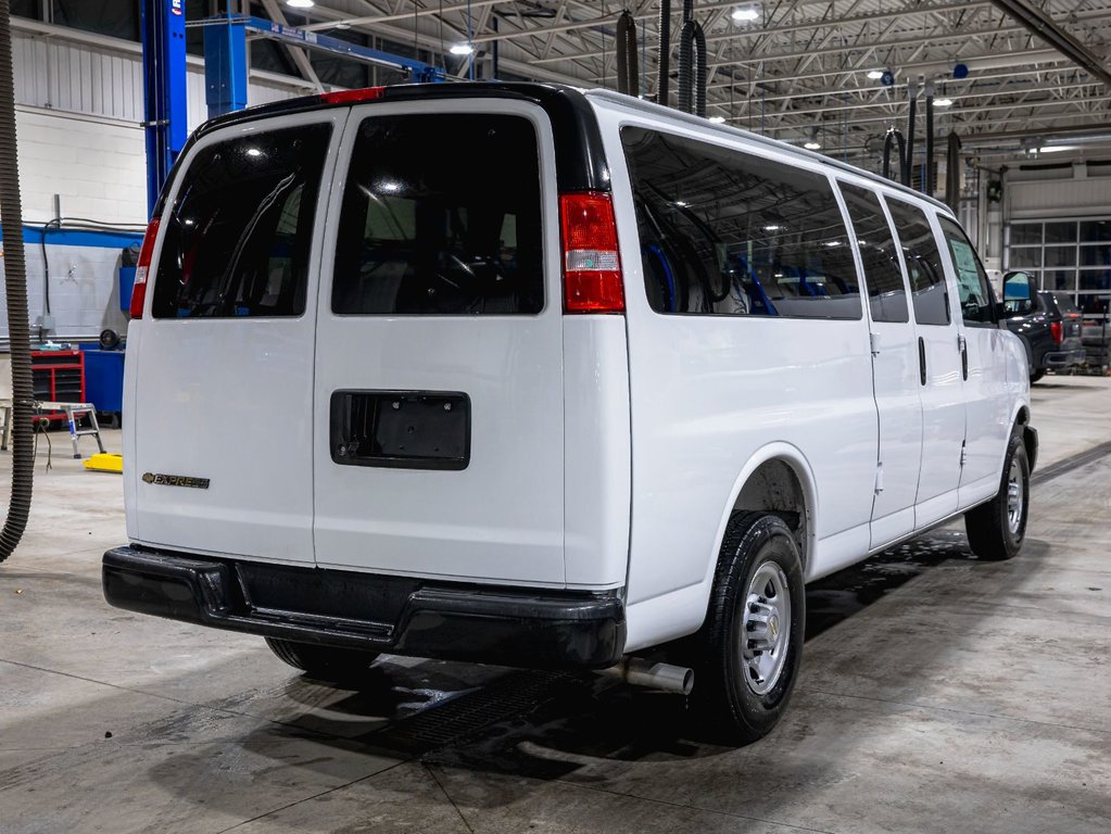 Chevrolet Express Passenger  2025 à St-Jérôme, Québec - 8 - w1024h768px