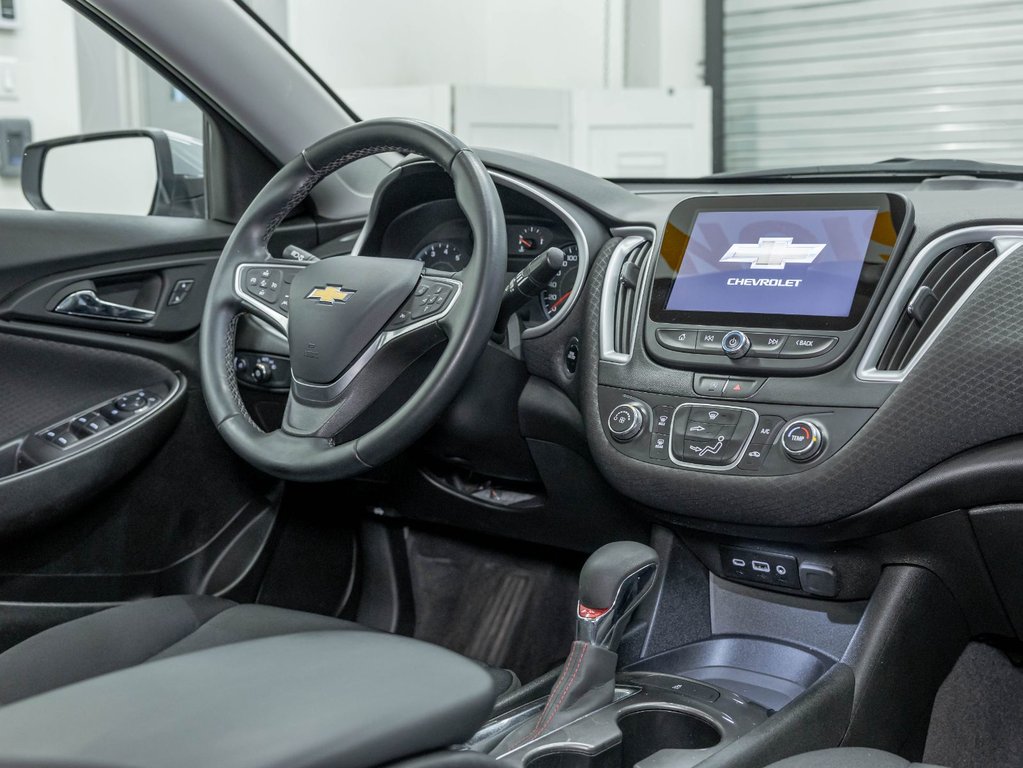 2023 Chevrolet Malibu in St-Jérôme, Quebec - 24 - w1024h768px