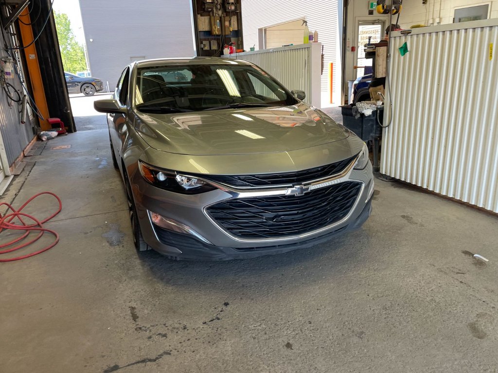 2023 Chevrolet Malibu in St-Jérôme, Quebec - 9 - w1024h768px