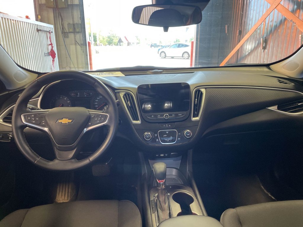 2023 Chevrolet Malibu in St-Jérôme, Quebec - 10 - w1024h768px