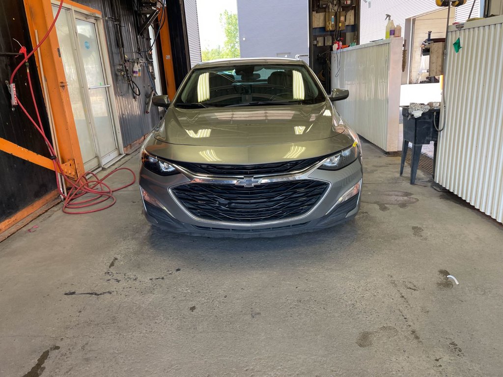 2023 Chevrolet Malibu in St-Jérôme, Quebec - 4 - w1024h768px