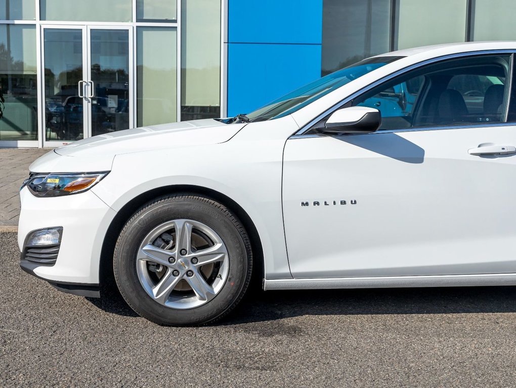 Chevrolet Malibu  2024 à St-Jérôme, Québec - 28 - w1024h768px