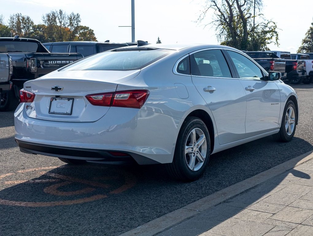 Chevrolet Malibu  2024 à St-Jérôme, Québec - 9 - w1024h768px