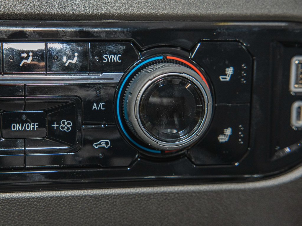 2026 Chevrolet Silverado 1500 in St-Jérôme, Quebec - 24 - w1024h768px