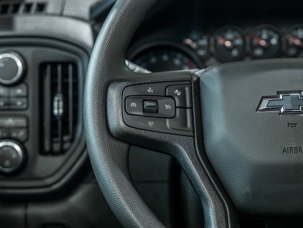 2026 Chevrolet Silverado 1500 in St-Jérôme, Quebec - 13 - w1024h768px