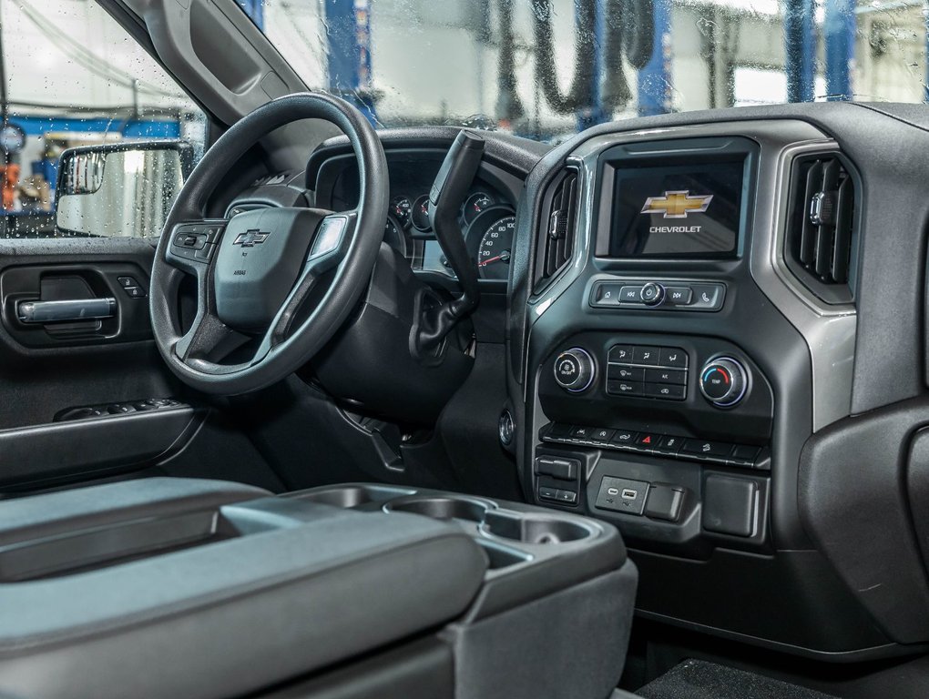 2026 Chevrolet Silverado 1500 in St-Jérôme, Quebec - 29 - w1024h768px