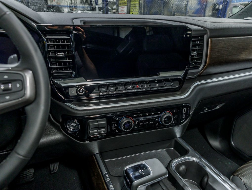 Chevrolet Silverado 1500  2026 à St-Jérôme, Québec - 20 - w1024h768px