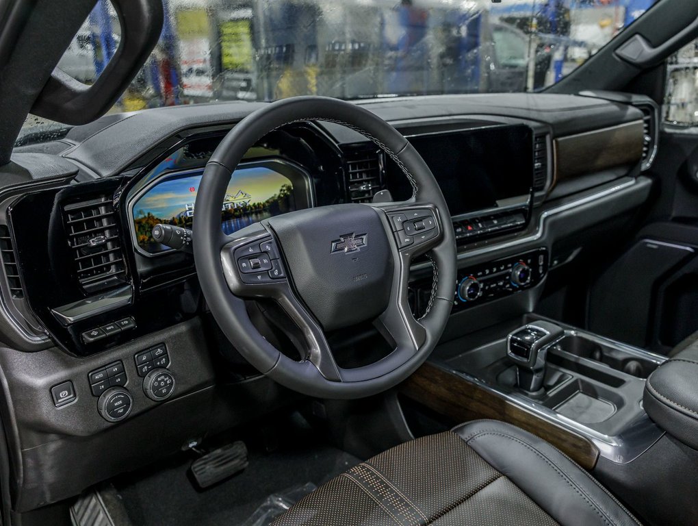 Chevrolet Silverado 1500  2026 à St-Jérôme, Québec - 12 - w1024h768px