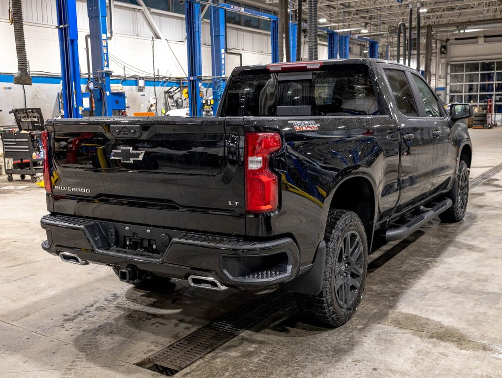 Chevrolet Silverado 1500  2026 à St-Jérôme, Québec - 9 - w1024h768px