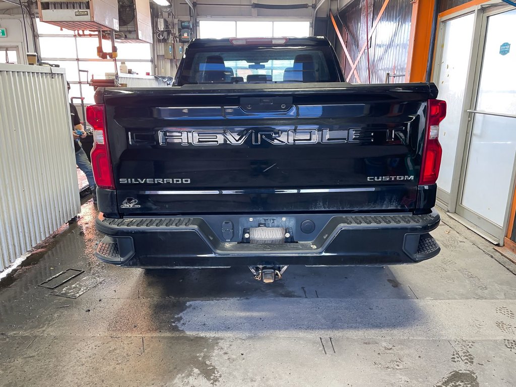 Chevrolet Silverado 1500  2022 à St-Jérôme, Québec - 6 - w1024h768px
