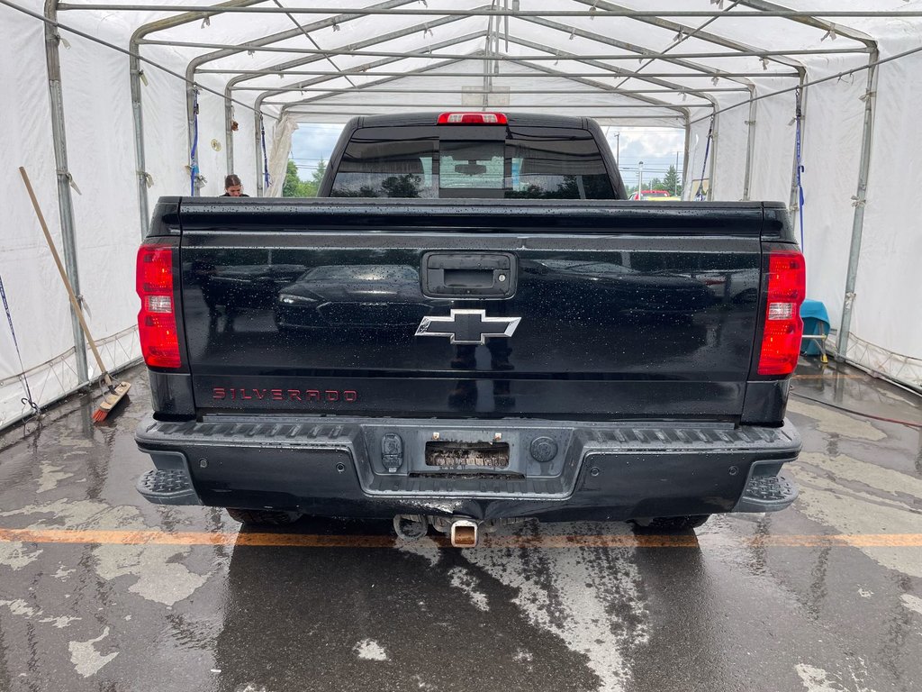 Chevrolet Silverado 1500  2017 à St-Jérôme, Québec - 6 - w1024h768px