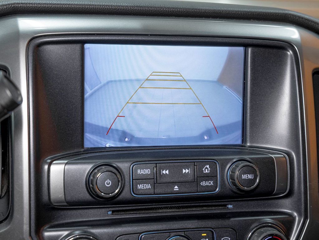 2017 Chevrolet Silverado 1500 in St-Jérôme, Quebec - 17 - w1024h768px