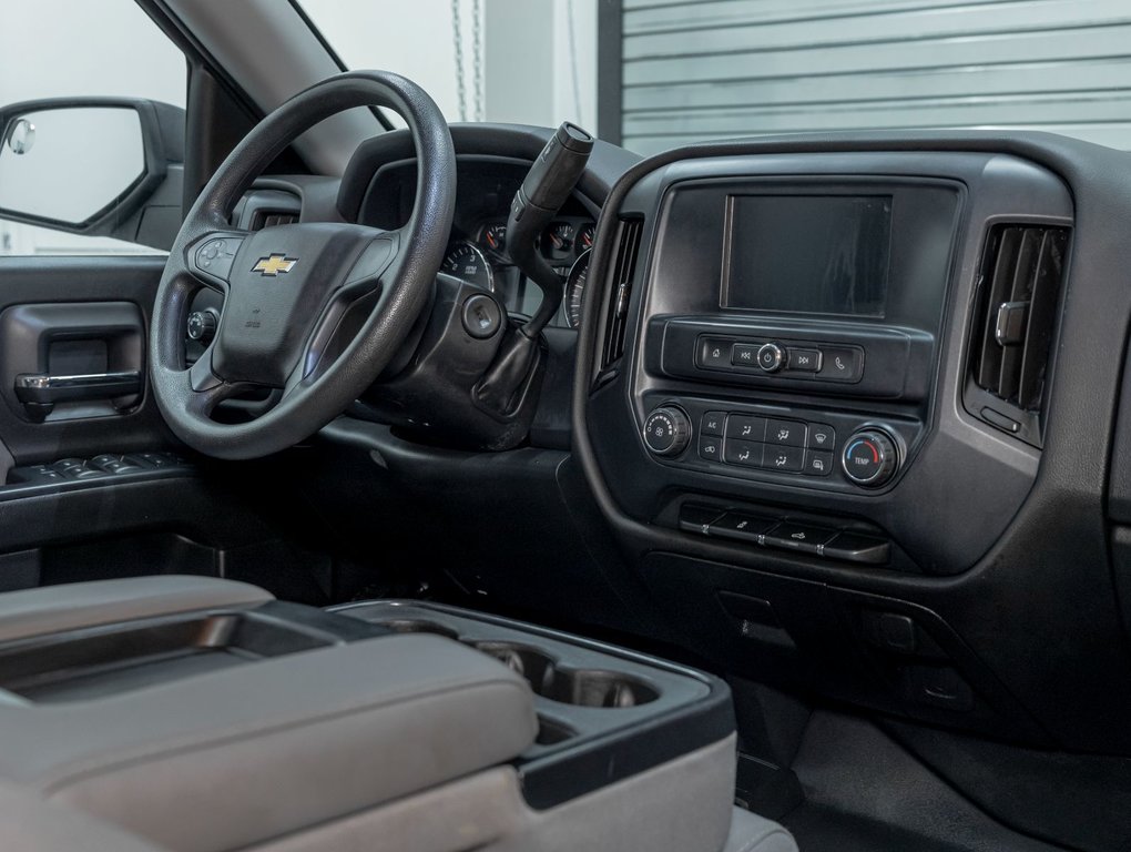 2018 Chevrolet Silverado 1500 in St-Jérôme, Quebec - 22 - w1024h768px