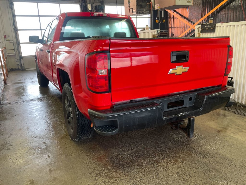 Chevrolet Silverado 1500  2018 à St-Jérôme, Québec - 5 - w1024h768px