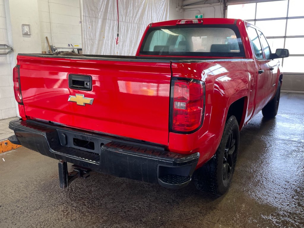 Chevrolet Silverado 1500  2018 à St-Jérôme, Québec - 8 - w1024h768px