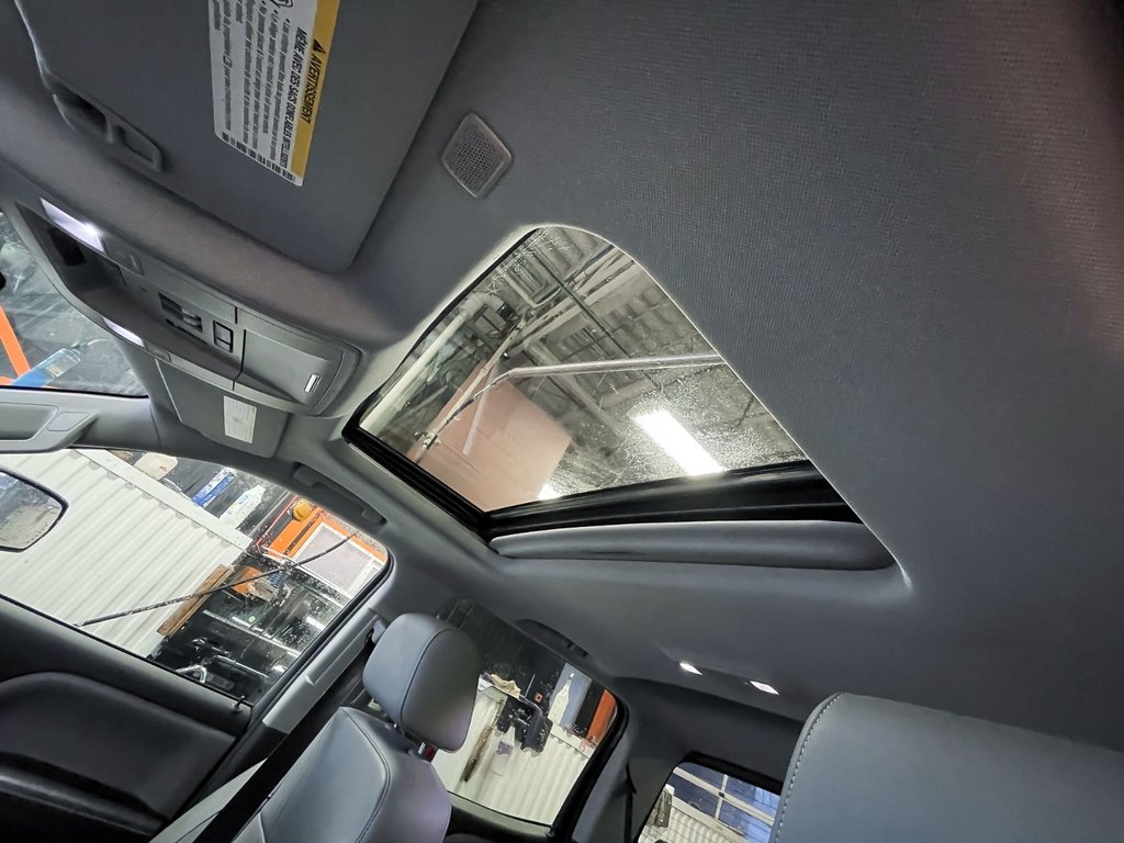 2018 Chevrolet Silverado 1500 in St-Jérôme, Quebec - 3 - w1024h768px