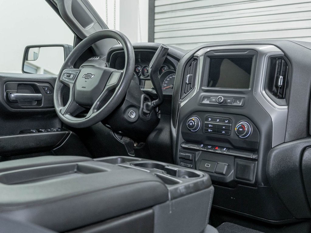 2019 Chevrolet Silverado 1500 in St-Jérôme, Quebec - 26 - w1024h768px