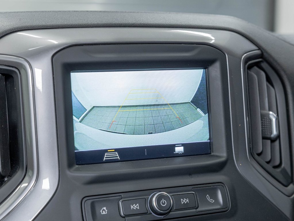 2019 Chevrolet Silverado 1500 in St-Jérôme, Quebec - 16 - w1024h768px