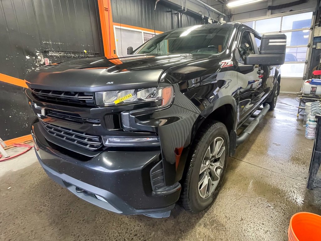 Chevrolet Silverado 1500  2020 à St-Jérôme, Québec - 1 - w1024h768px