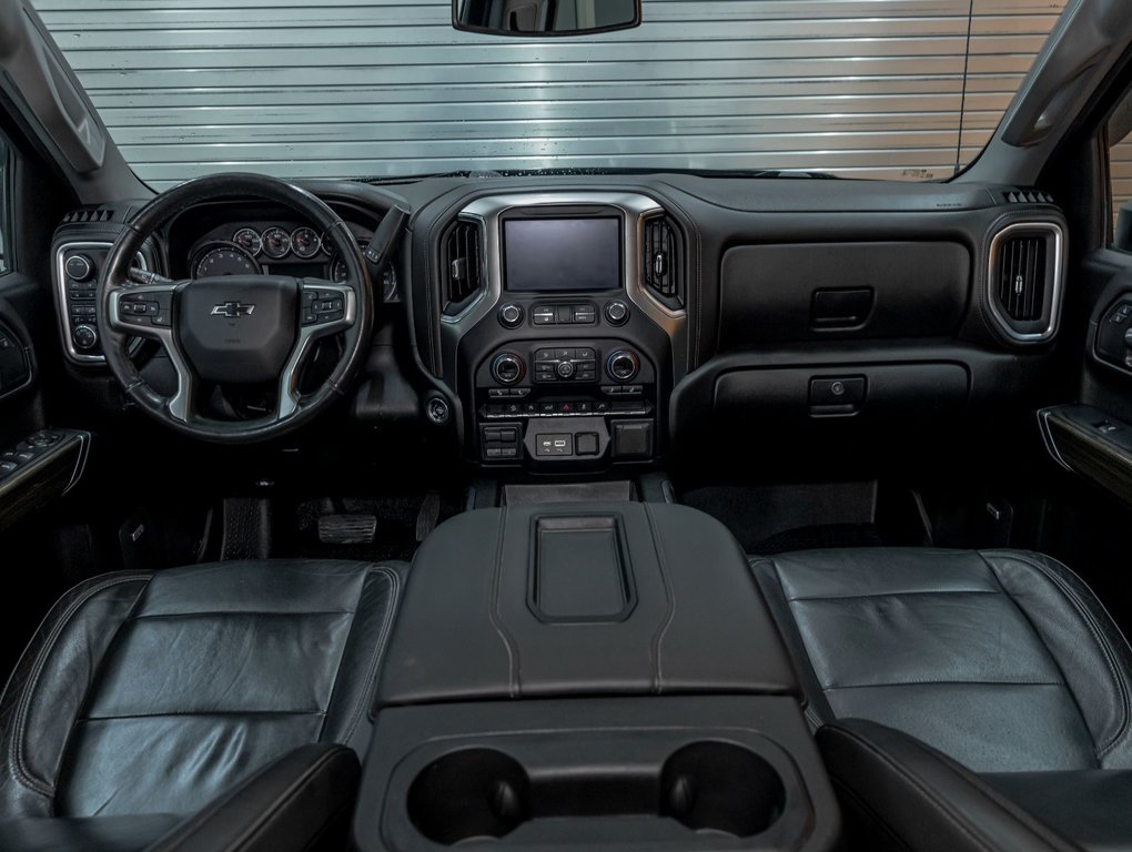 2020 Chevrolet Silverado 1500 in St-Jérôme, Quebec - 11 - w1024h768px