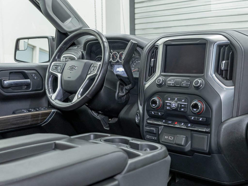 Chevrolet Silverado 1500  2020 à St-Jérôme, Québec - 30 - w1024h768px