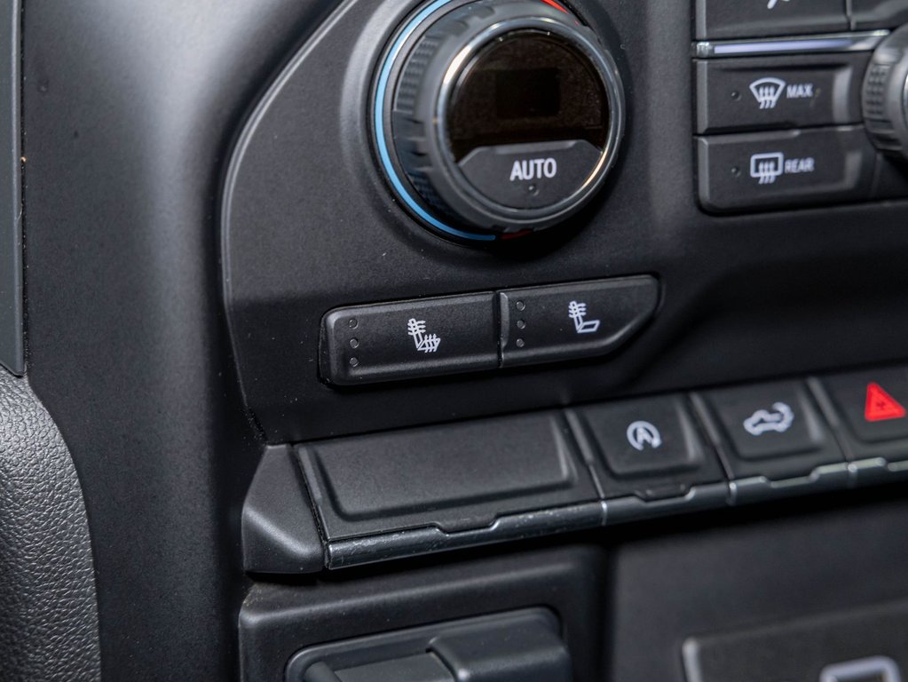 2020 Chevrolet Silverado 1500 in St-Jérôme, Quebec - 12 - w1024h768px