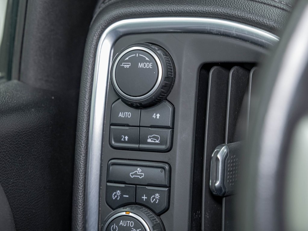 2020 Chevrolet Silverado 1500 in St-Jérôme, Quebec - 23 - w1024h768px