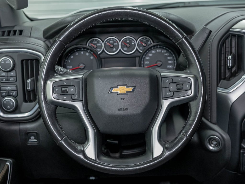 2020 Chevrolet Silverado 1500 in St-Jérôme, Quebec - 14 - w1024h768px