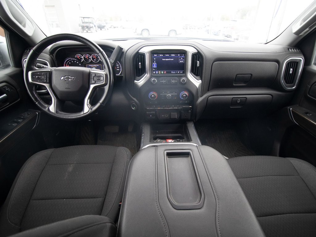 2021 Chevrolet Silverado 1500 in St-Jérôme, Quebec - 10 - w1024h768px