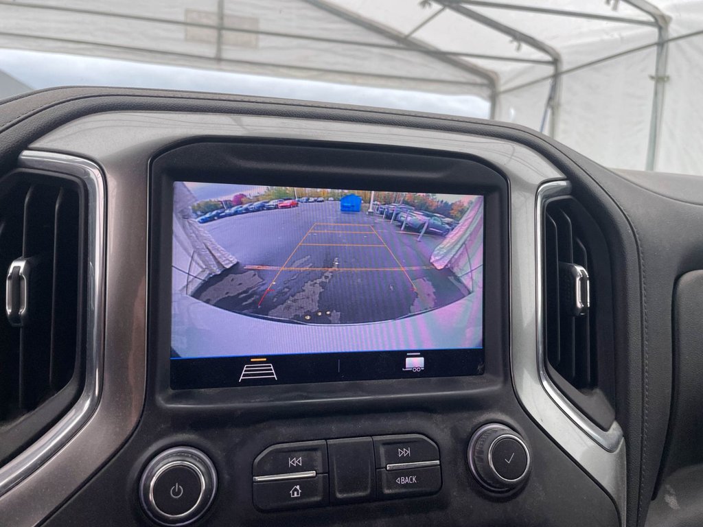 2021 Chevrolet Silverado 1500 in St-Jérôme, Quebec - 16 - w1024h768px