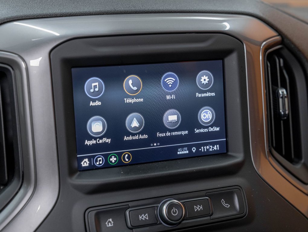 2021 Chevrolet Silverado 1500 in St-Jérôme, Quebec - 15 - w1024h768px