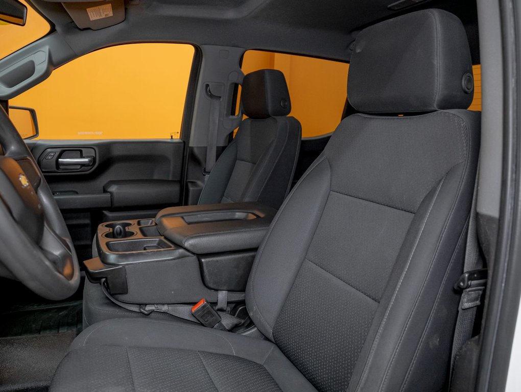2021 Chevrolet Silverado 1500 in St-Jérôme, Quebec - 10 - w1024h768px