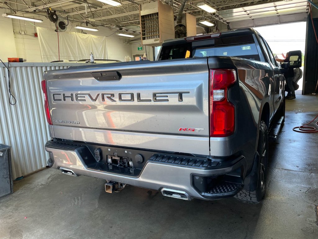 2021 Chevrolet Silverado 1500 in St-Jérôme, Quebec - 8 - w1024h768px