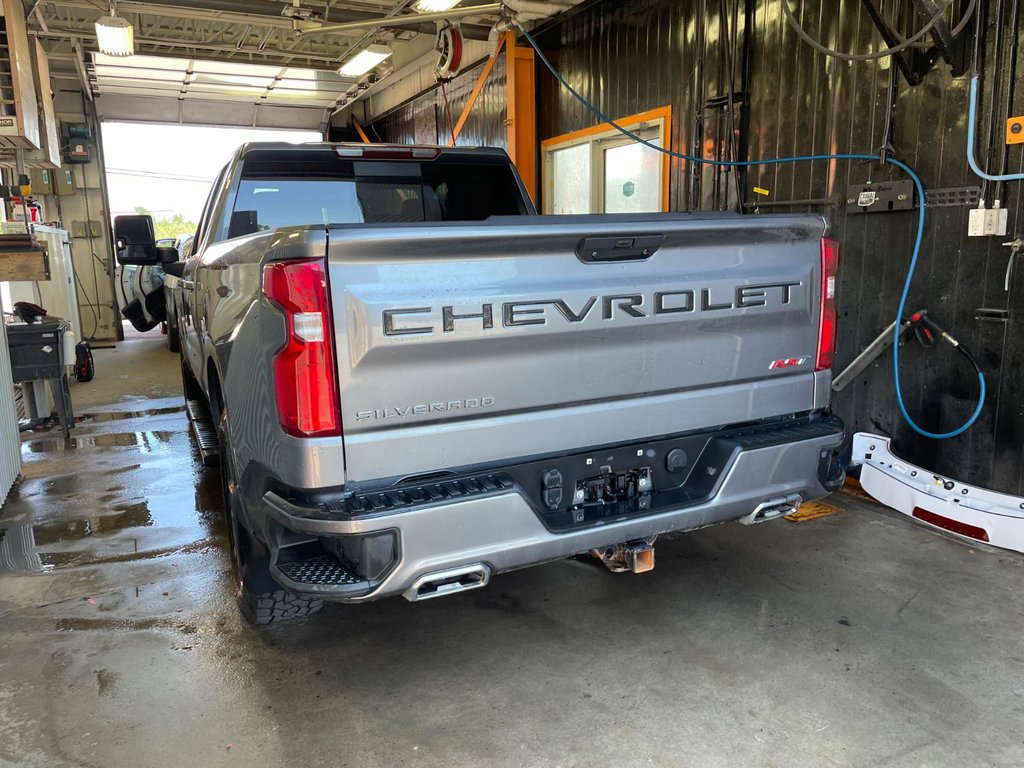 2021 Chevrolet Silverado 1500 in St-Jérôme, Quebec - 5 - w1024h768px