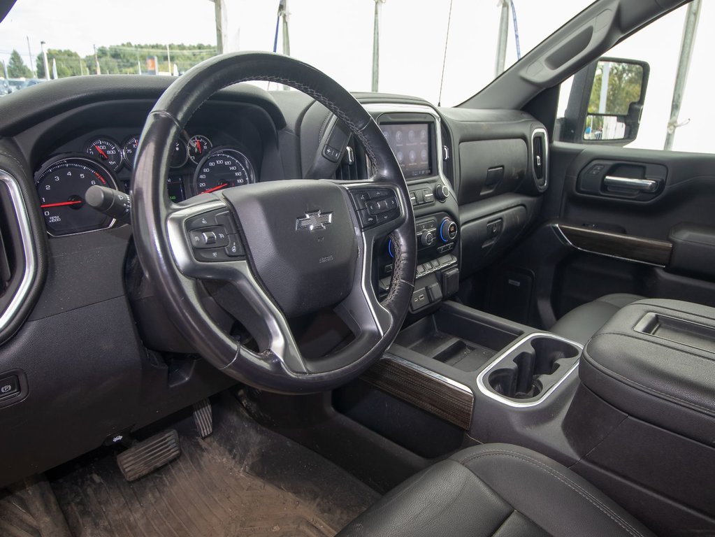 Chevrolet Silverado 1500  2022 à St-Jérôme, Québec - 3 - w1024h768px