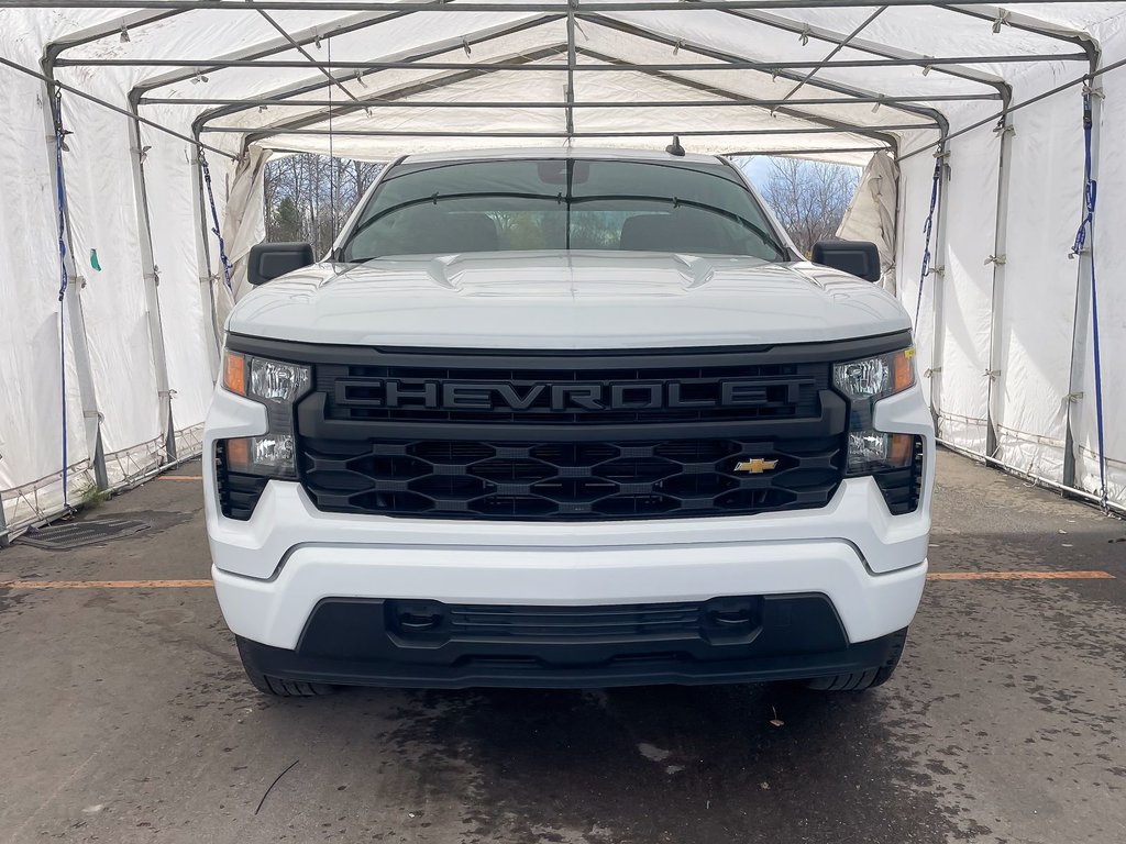 Chevrolet Silverado 1500  2022 à St-Jérôme, Québec - 4 - w1024h768px