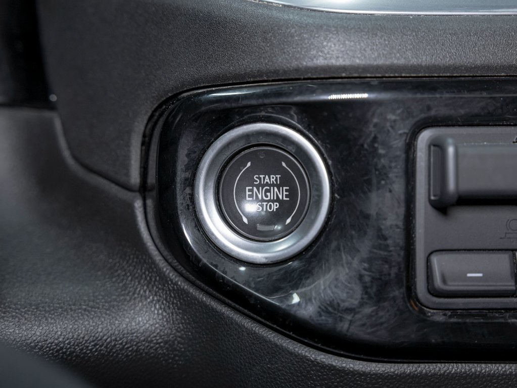 2022 Chevrolet Silverado 1500 in St-Jérôme, Quebec - 28 - w1024h768px