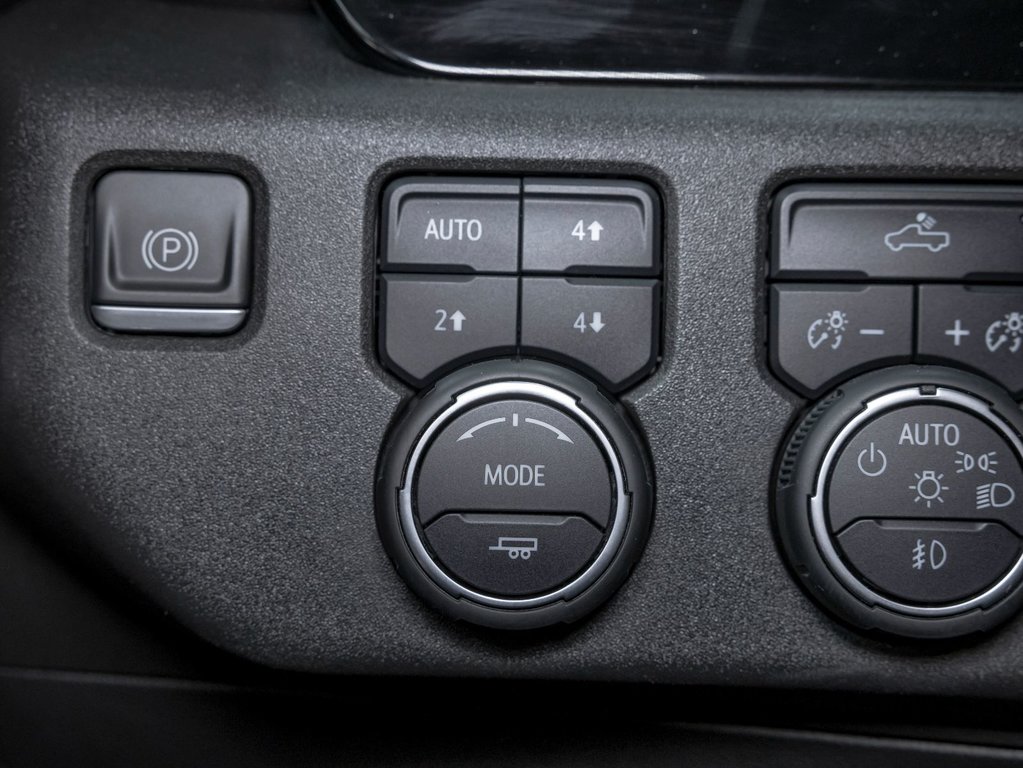 2022 Chevrolet Silverado 1500 in St-Jérôme, Quebec - 23 - w1024h768px