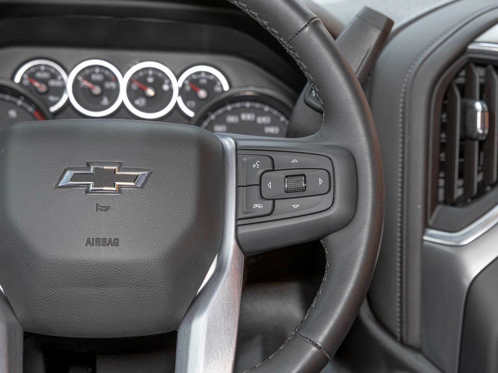 2022 Chevrolet Silverado 1500 in St-Jérôme, Quebec - 15 - w1024h768px